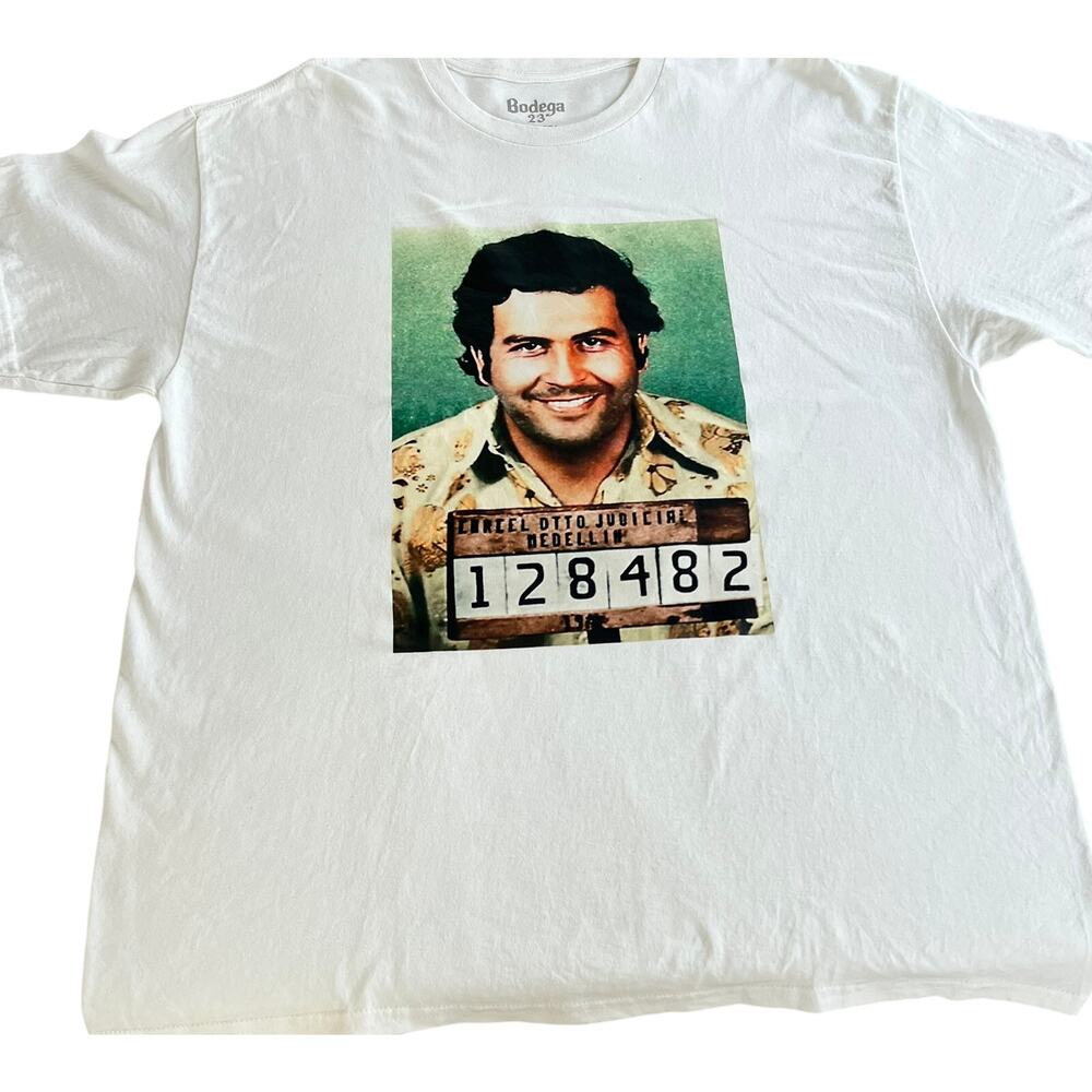 Bodega 23 tshirt Men's XL White Short Sleeve Crew Neck Pablo Escobar Mugshot